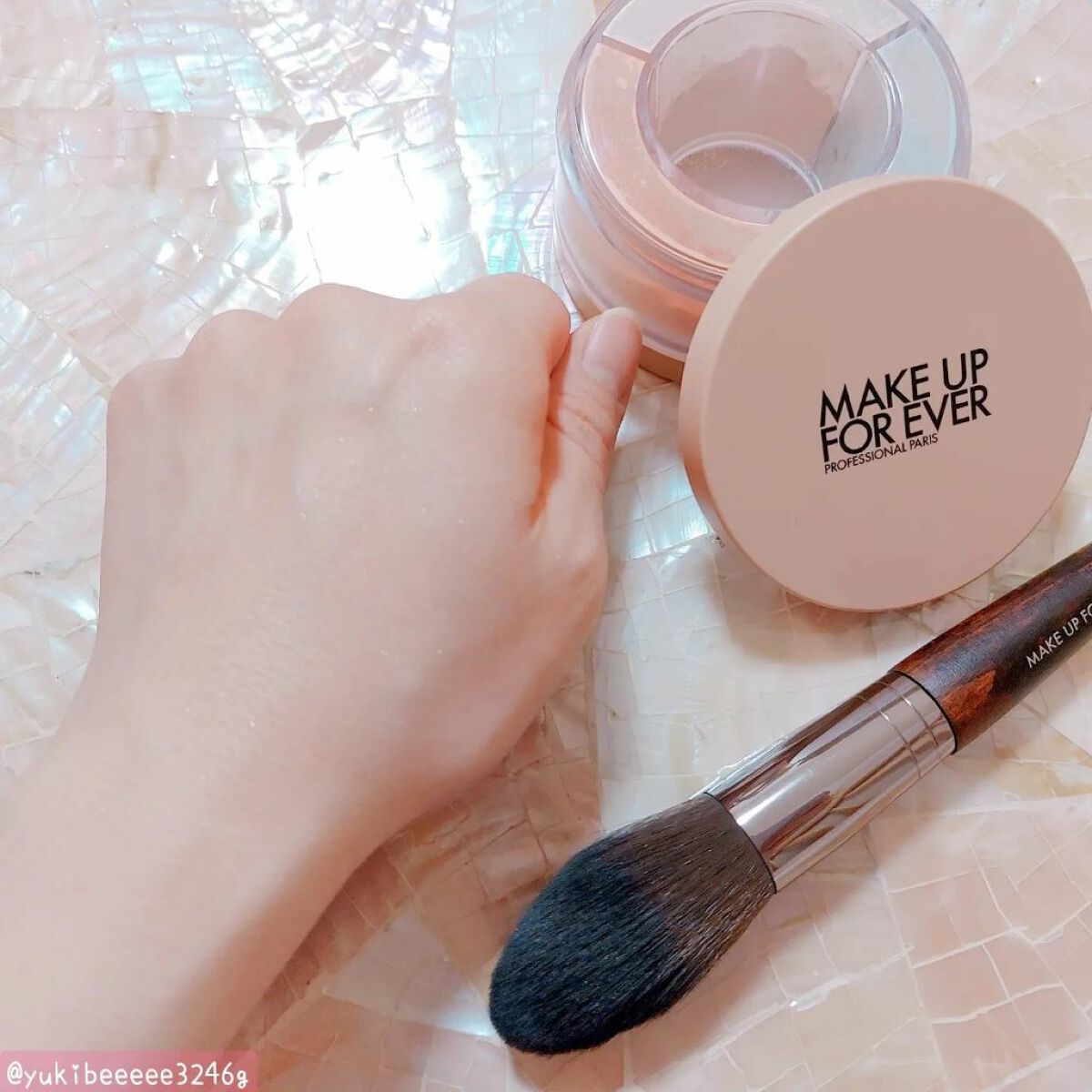 HDスキン ツイストライト/MAKE UP FOR EVER/ルースパウダーを使ったクチコミ(7枚目)