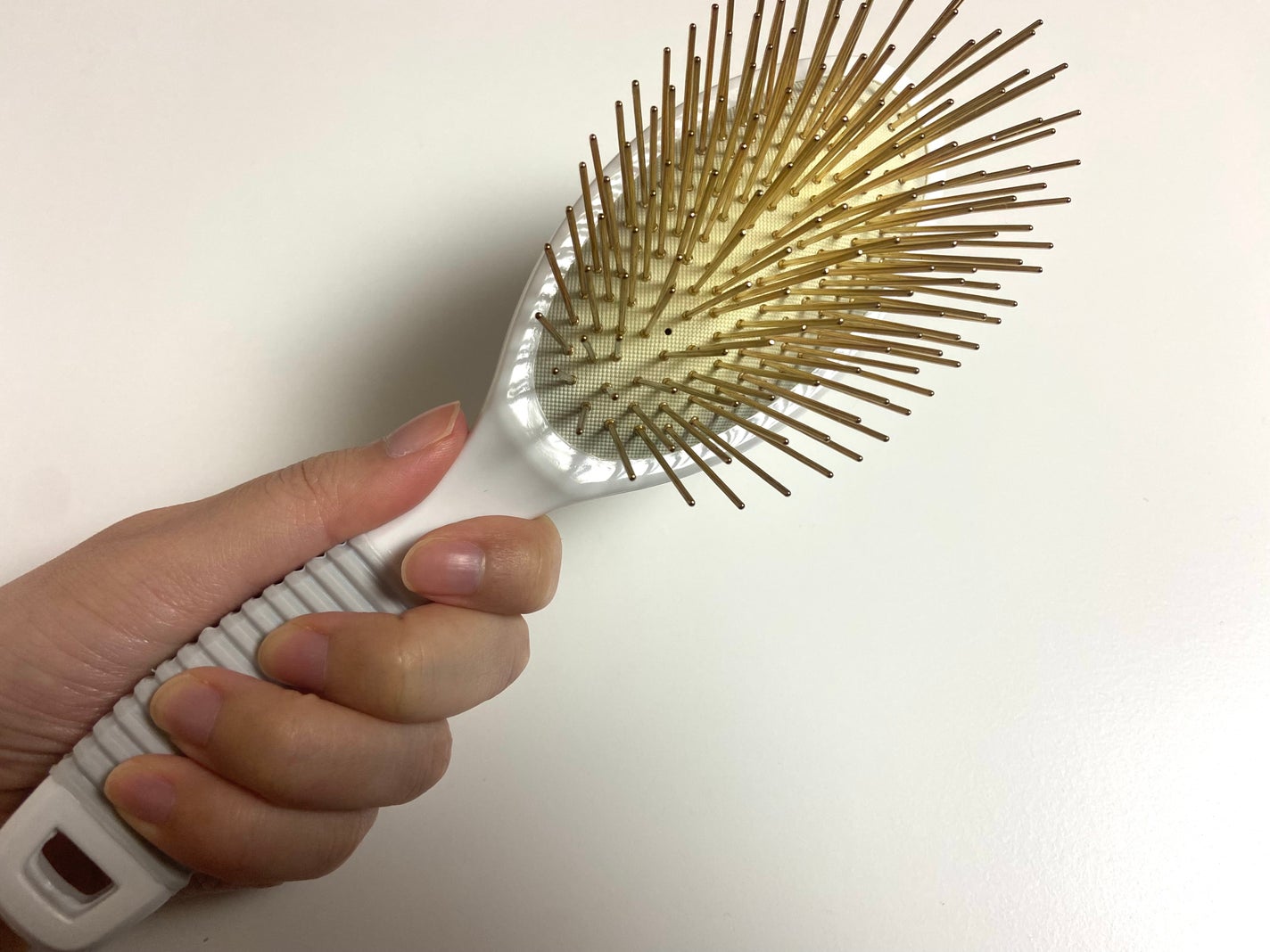 プレミアム FOXカッサ ヘアブラシ/SNOW FOX SKINCARE/ヘアブラシを使ったクチコミ(4枚目)