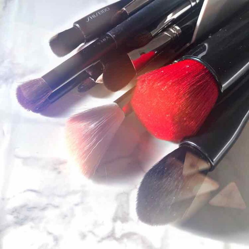 キャビア クローム ヴェイル ライトウェイト リキッド アイカラー/ローラ メルシエ/リキッドアイシャドウを使ったクチコミ(1枚目)