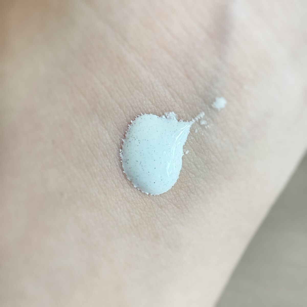 リシェ トーンアップ プライマー レッド トリック/Visée/化粧下地を使ったクチコミ(2枚目)