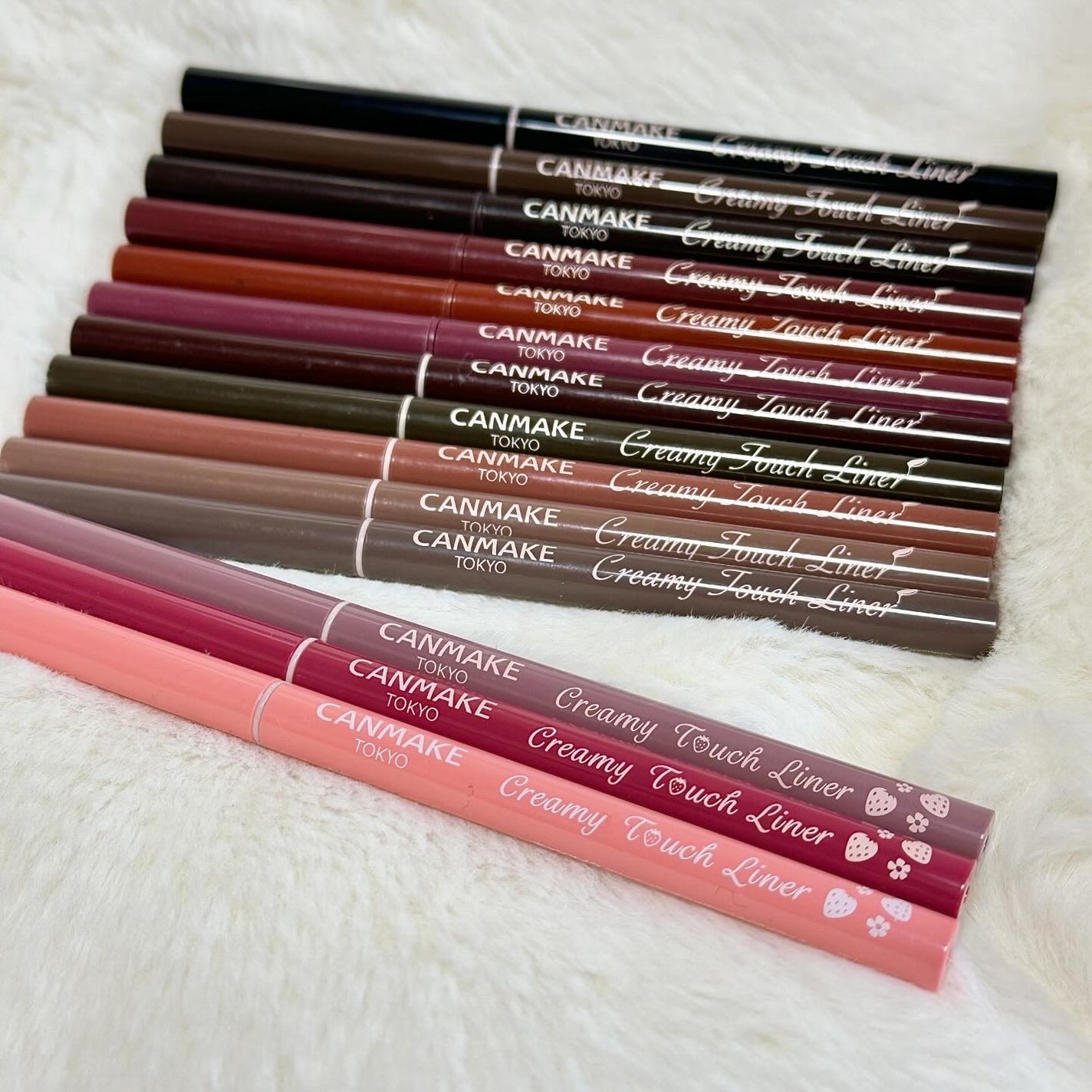 クリーミータッチライナー/キャンメイク/ジェルアイライナーを使ったクチコミ(2枚目)