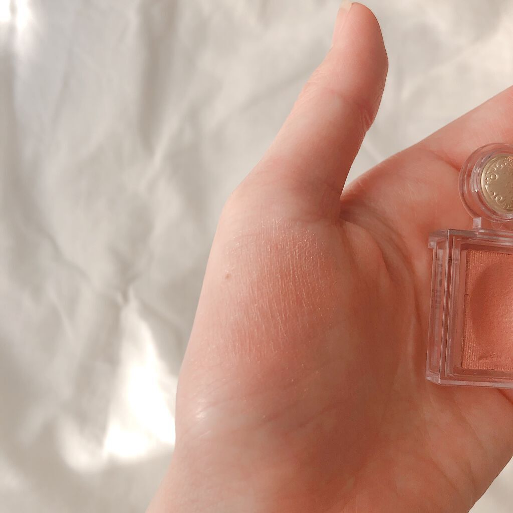 シャドーカスタマイズ/MAJOLICA MAJORCA/単色アイシャドウを使ったクチコミ(2枚目)