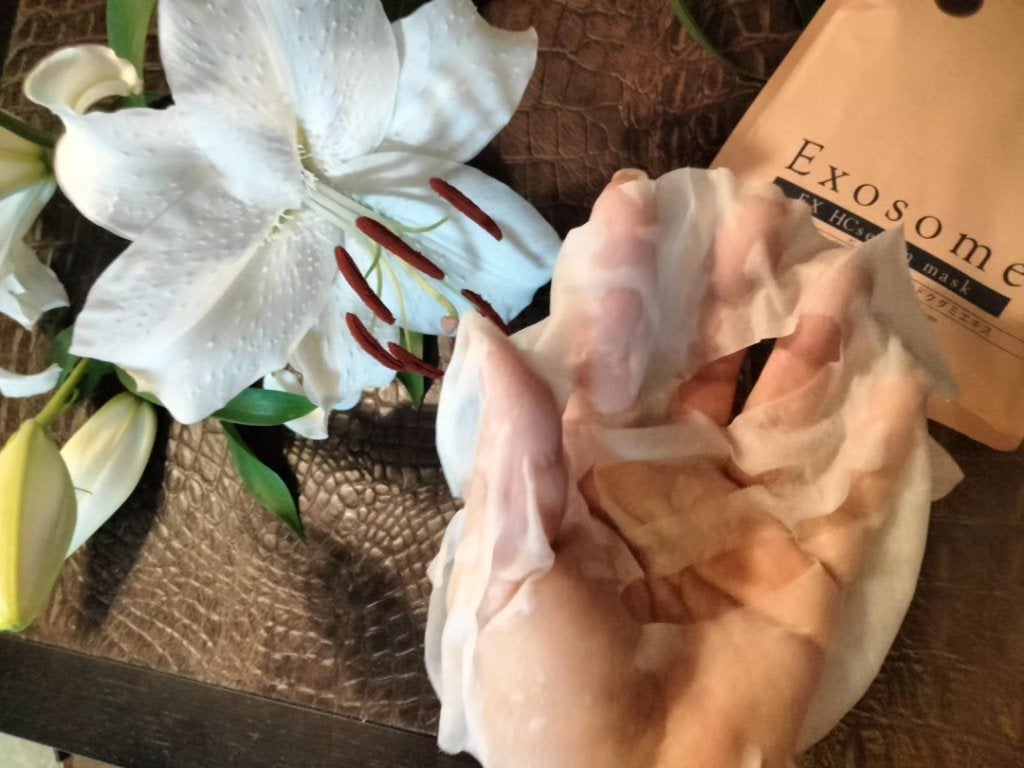 mcgroupakiko on LIPS 「フルタイム勤務に加え、イベント等で司会者としてマイクを握るこの..」(4枚目)