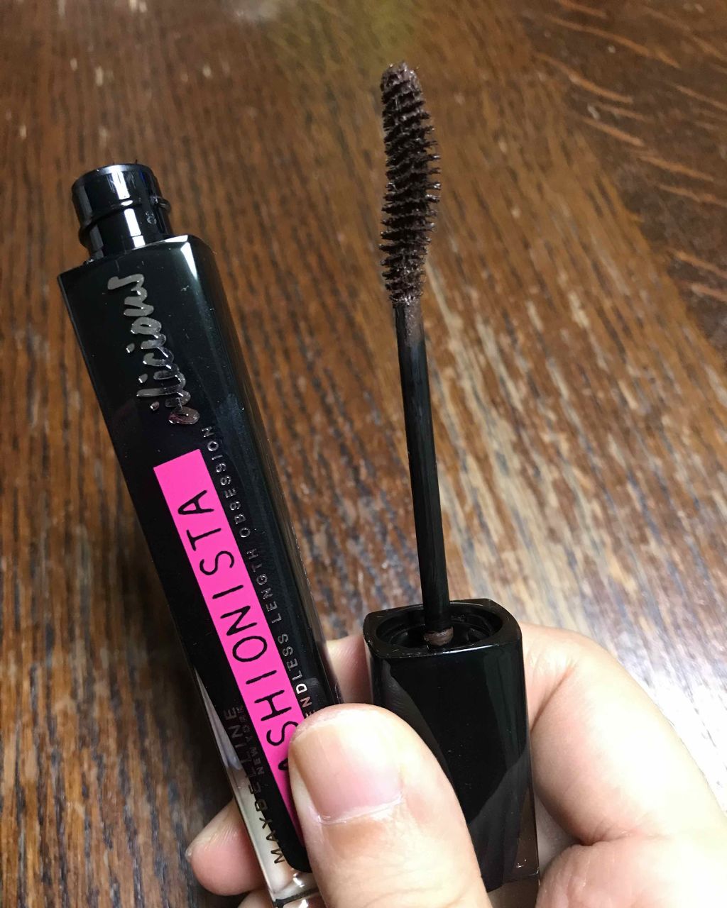 ラッシュニスタ オイリシャス 02 ブラウンブラック/MAYBELLINE NEW YORK/マスカラを使ったクチコミ（2枚目）