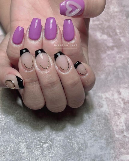 #ネイル,#月ネイル,#アートネイル,#黒フレンチネイル,#ミラーアートネイル,#ハートネイル,#冬ネイル,#ピンクネイル,#オータムネイル,#ジュエリーネイル,#ミラーネイル,#手書きアートネイル,#うねうねネイル,#ブラウンネイル,#冬ネイル,#天王寺ネイル,#牛柄ネイルのネイルデザイン