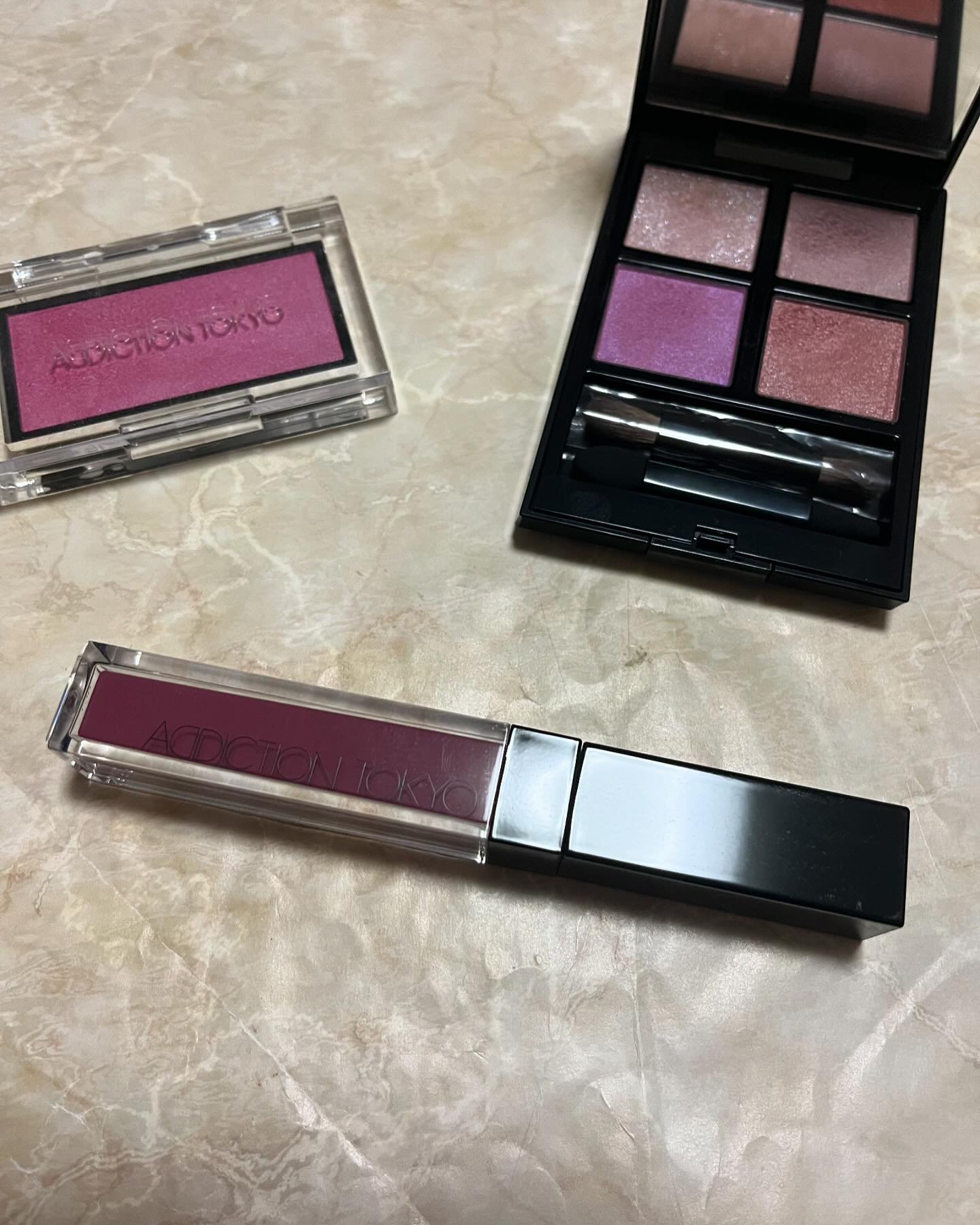 アディクション　リップ セラム ティント 009 Midnight Fuchsia/ADDICTION/リップティントを使ったクチコミ（1枚目）