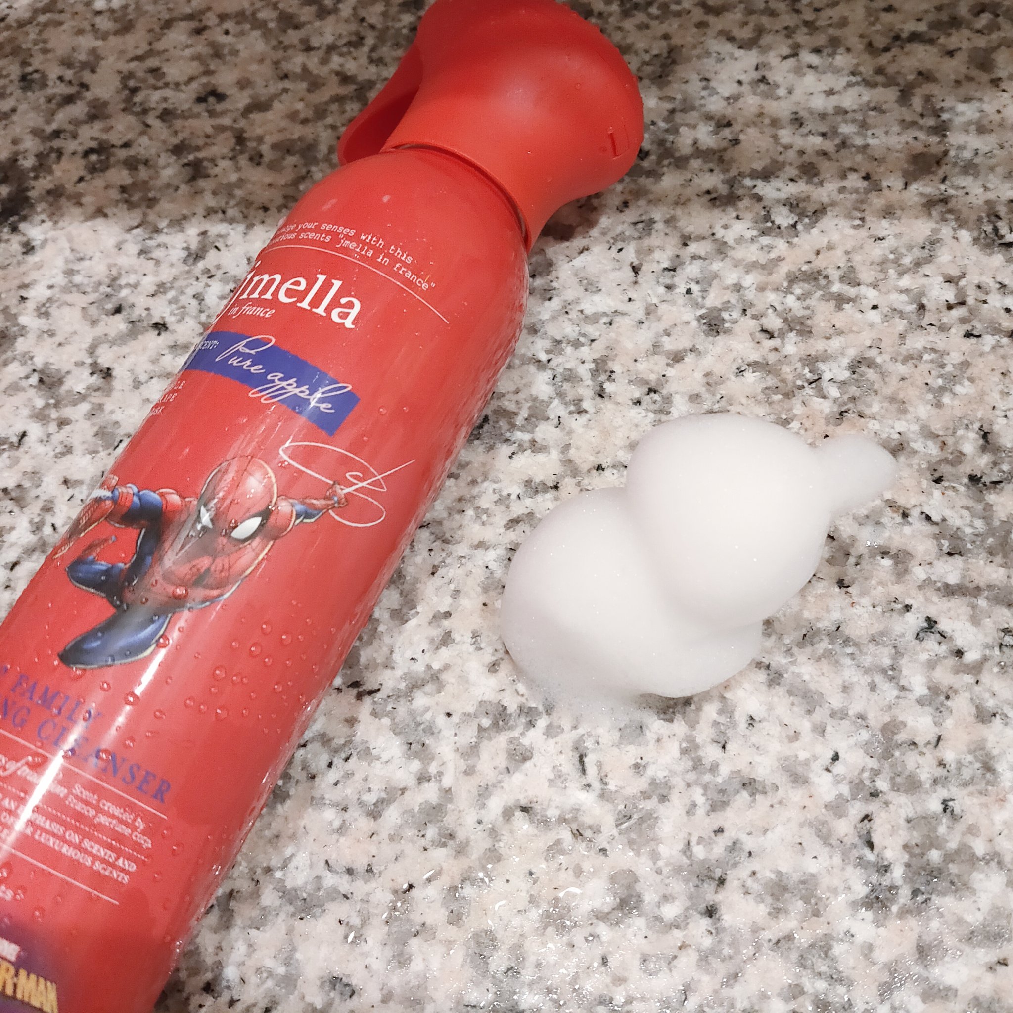 ジェイメラ レッドホイップHFBソープ／スパイダーマン/jmella/泡洗顔を使ったクチコミ（1枚目）