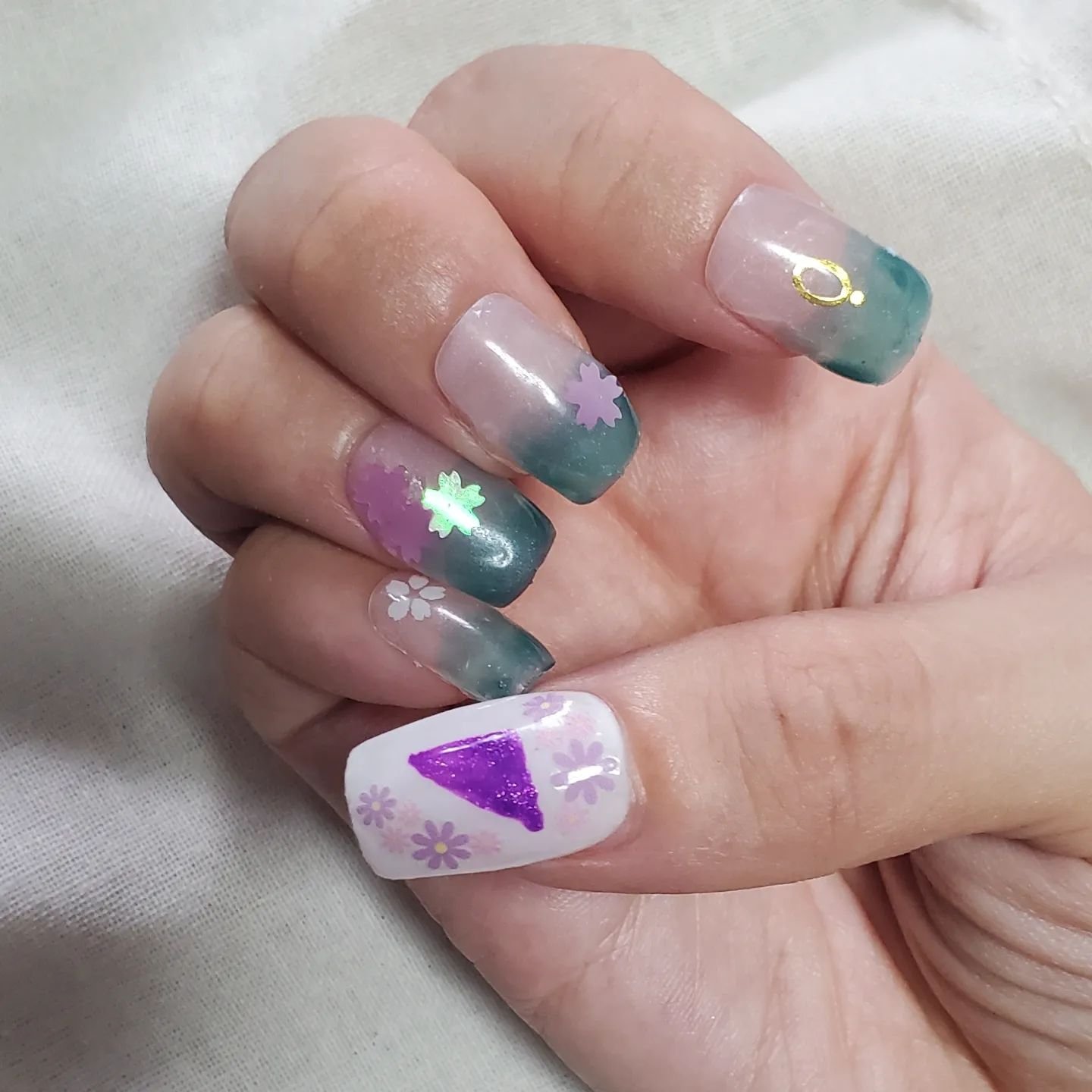 ネイルシール/セリア/ネイルシールを使ったクチコミ（1枚目）