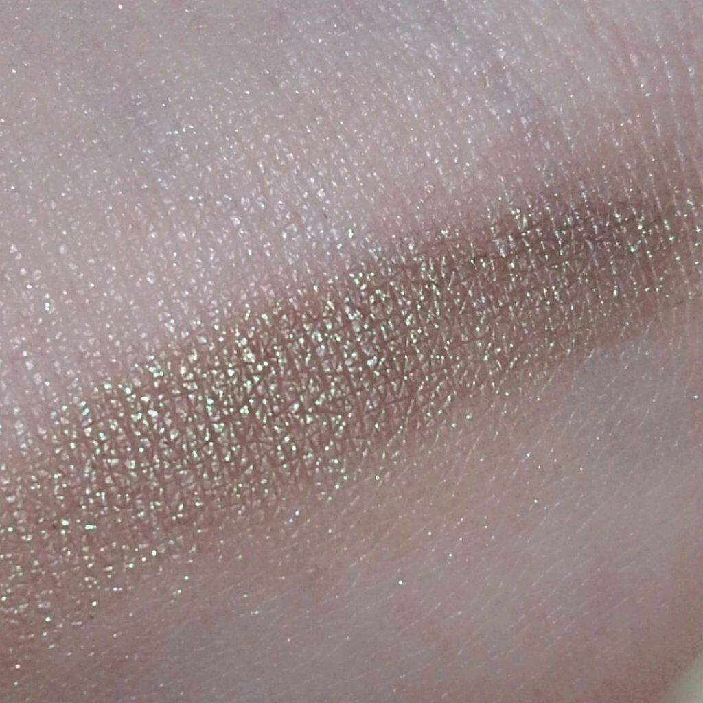 デュアルインテンシティーアイシャドー/NARS/単色アイシャドウを使ったクチコミ（2枚目）