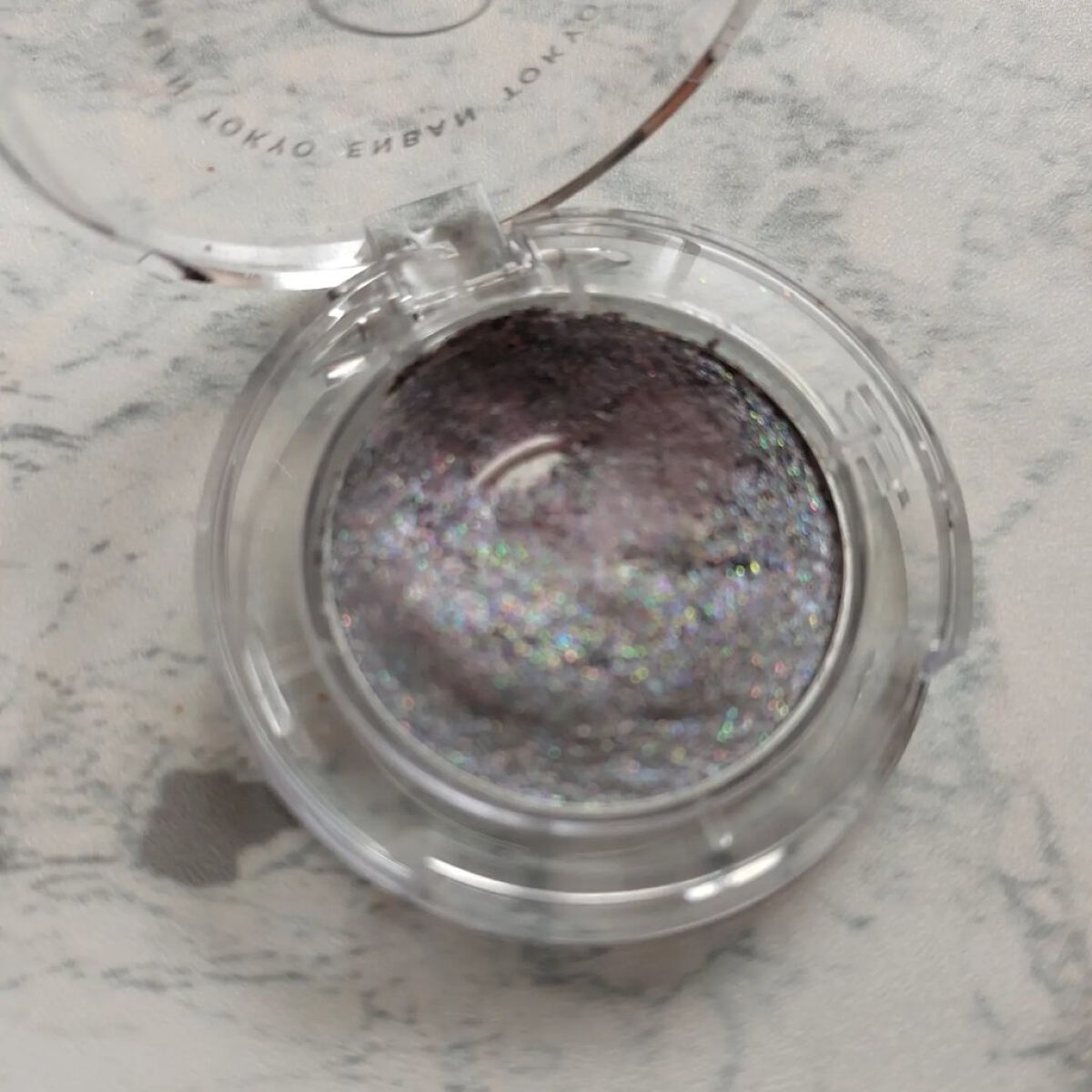 マルチグリッターカラー 15 UCHU（ウチュウ）/ENBAN TOKYO/単色アイシャドウを使ったクチコミ（2枚目）