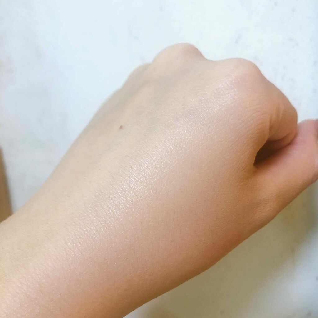 フローレス ルミエール ラディアンス パーフェクティング クッション/ローラ メルシエ/クッションファンデーションを使ったクチコミ(2枚目)