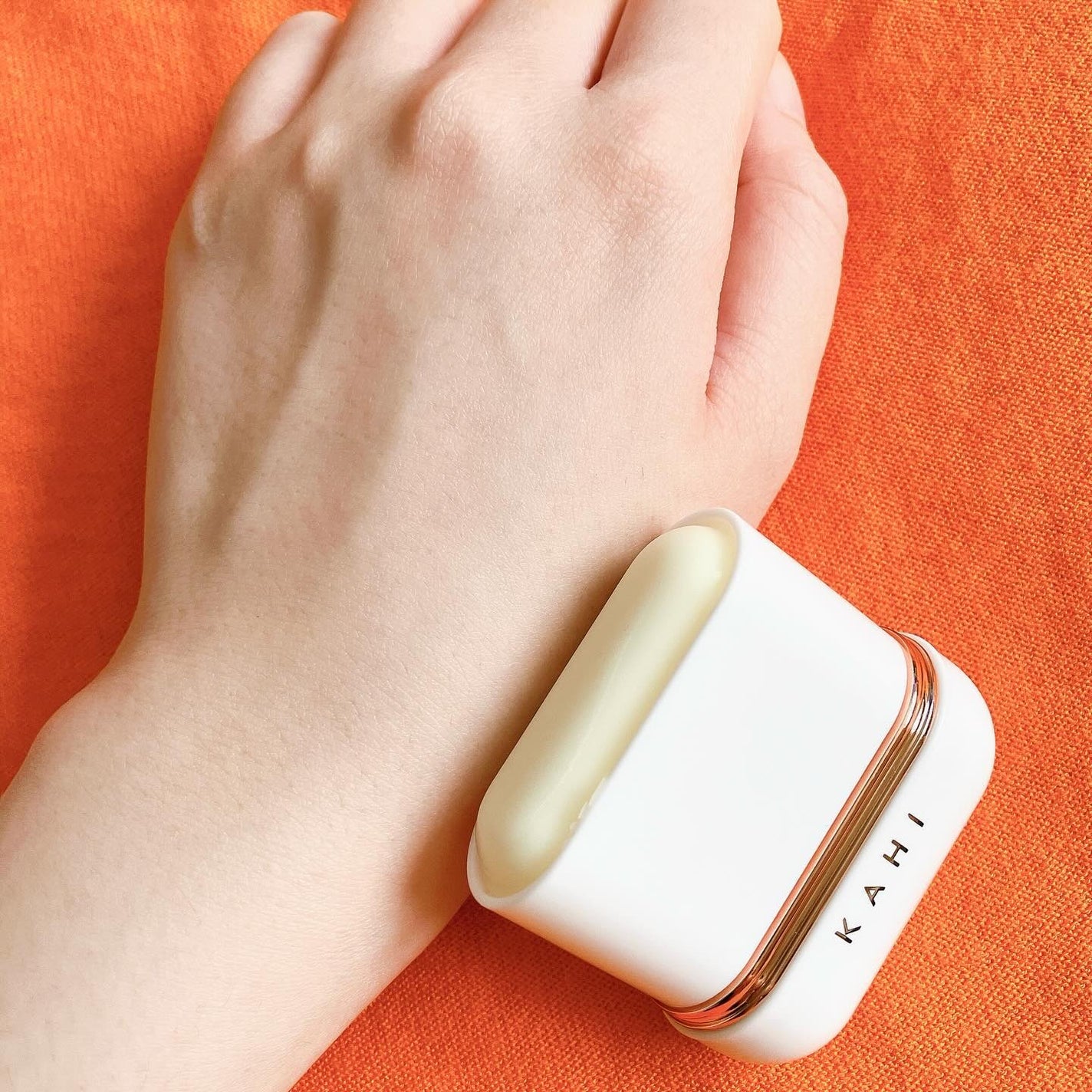 エアリーフィットサンスティック/KAHI/日焼け止めスティックを使ったクチコミ(4枚目)