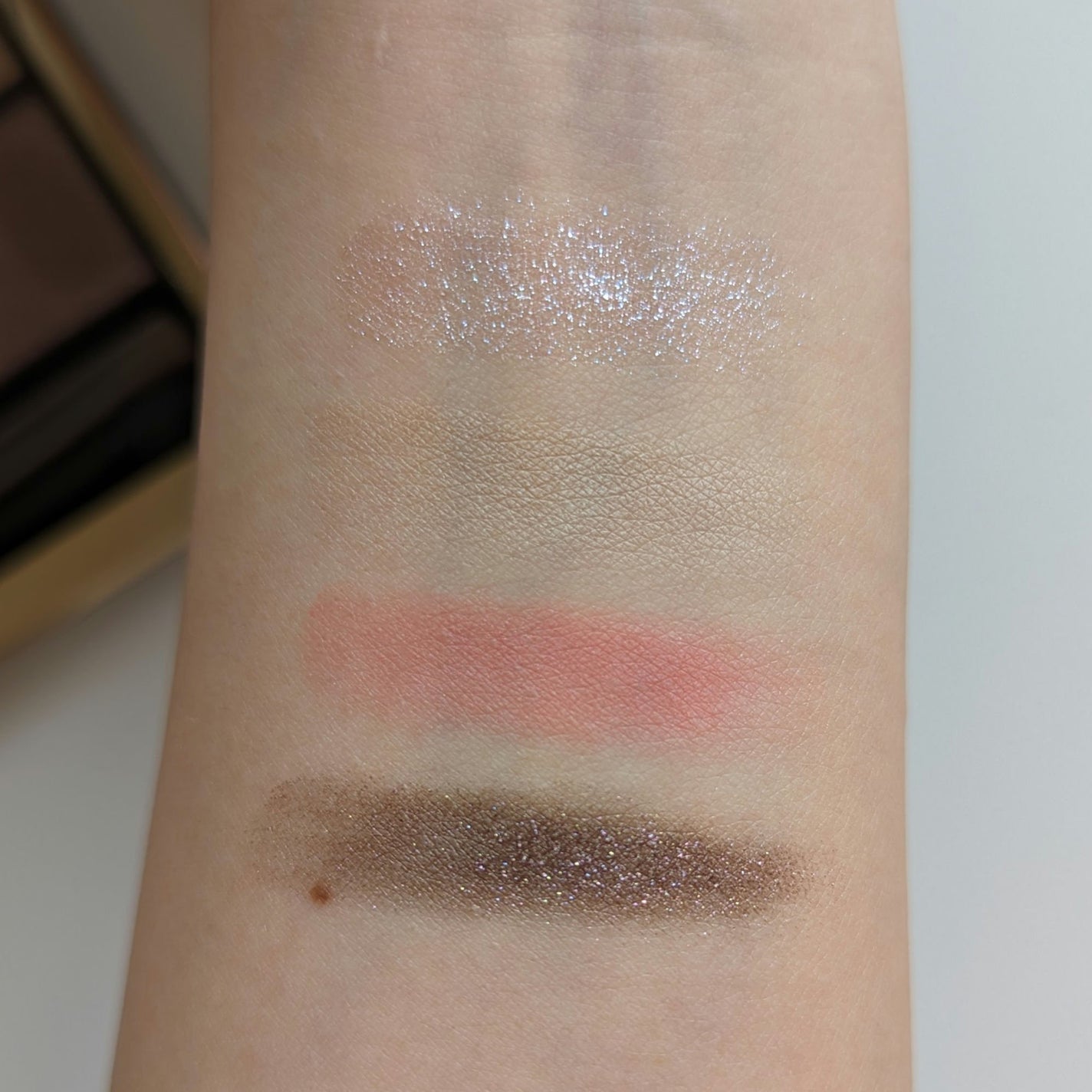 シグニチャー カラー アイズ/SUQQU/アイシャドウパレットを使ったクチコミ(3枚目)