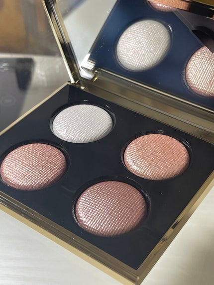 ピンク グロウ リュクス アイシャドウ パレット/BOBBI BROWN/アイシャドウパレットを使ったクチコミ(2枚目)