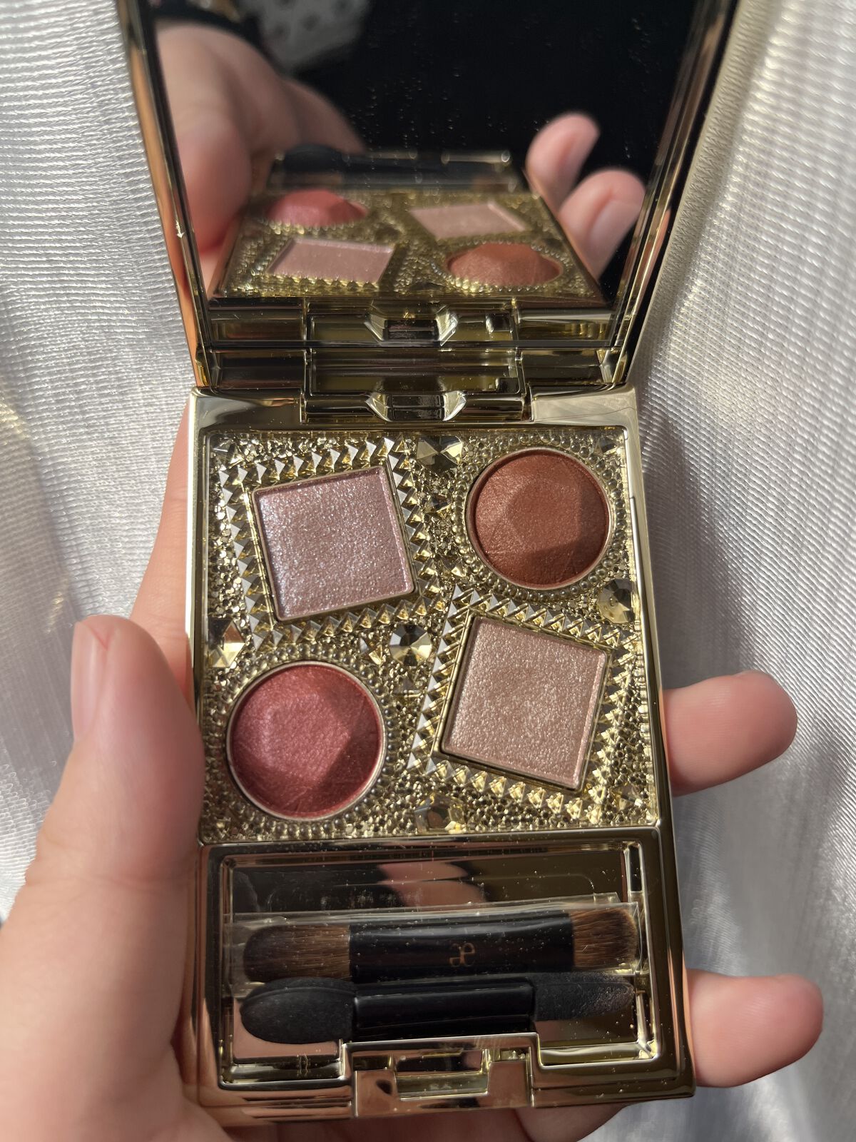 エレガンス ヌーヴェル アイズ 34/Elégance/アイシャドウパレットを使ったクチコミ（2枚目）