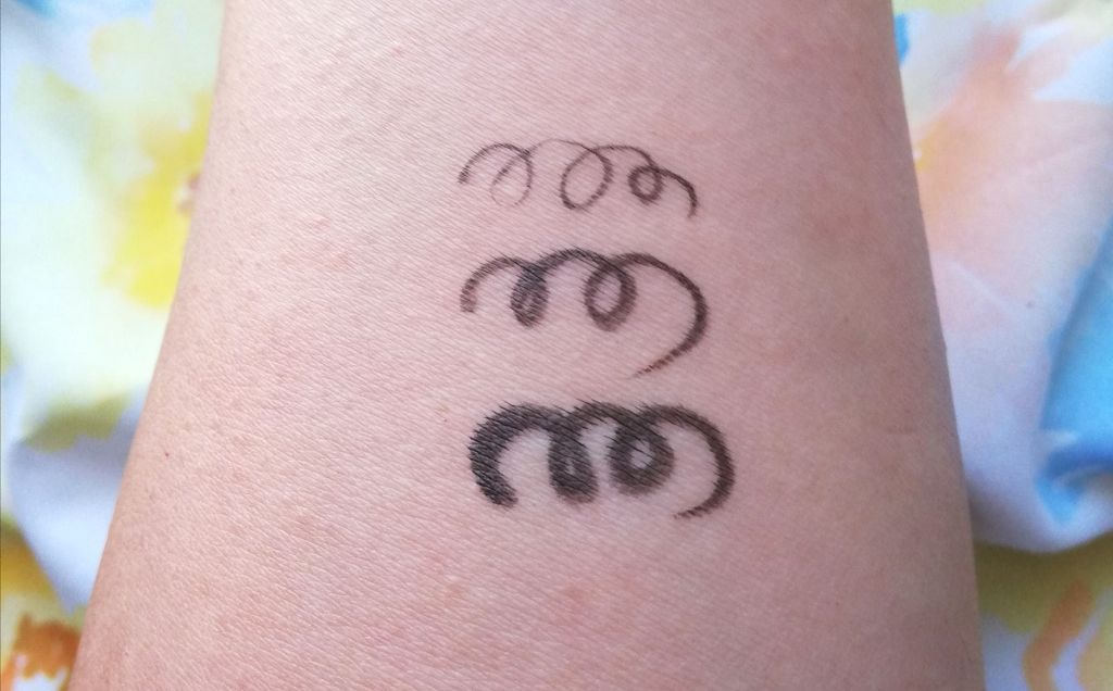 ピメル パーフェクトリキッドライナー/pdc/リキッドアイライナーを使ったクチコミ(3枚目)