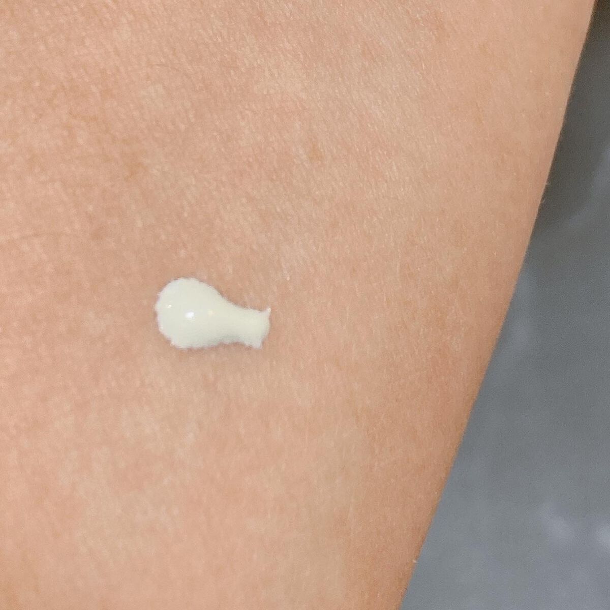 シカスムースシャインベースEX/Lekarka/化粧下地を使ったクチコミ（3枚目）