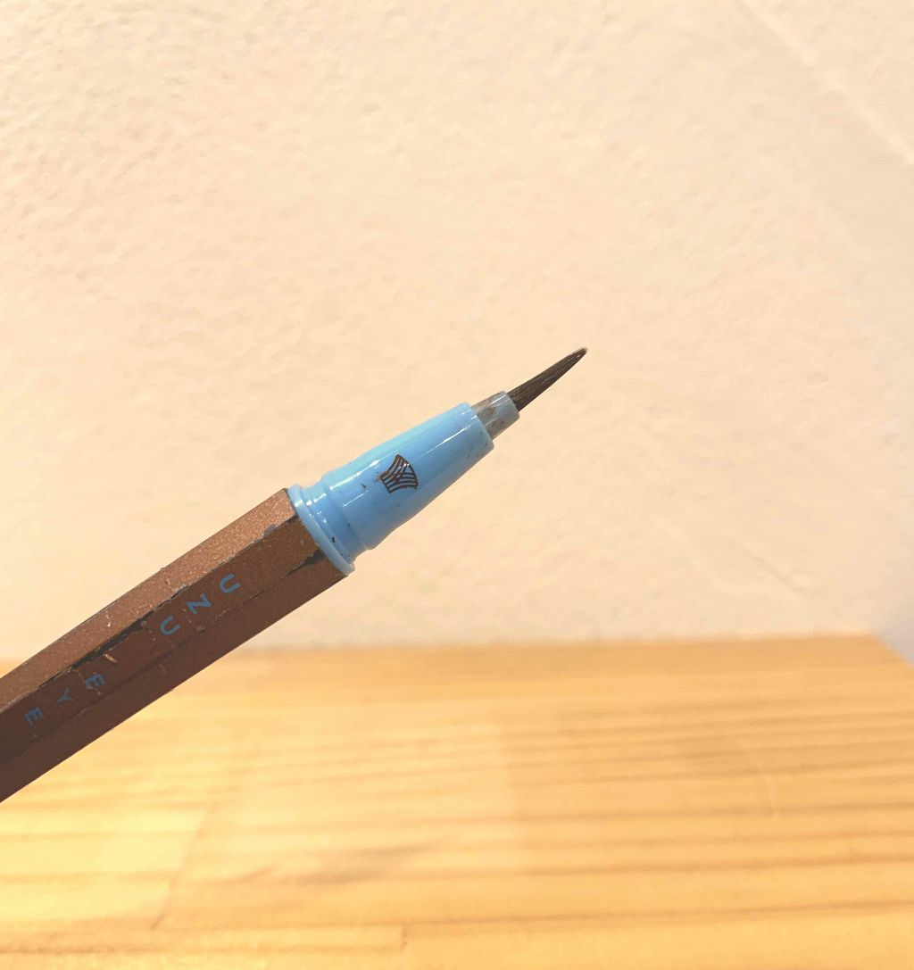 EYE OPENING LINER/UZU BY FLOWFUSHI/リキッドアイライナーを使ったクチコミ(2枚目)