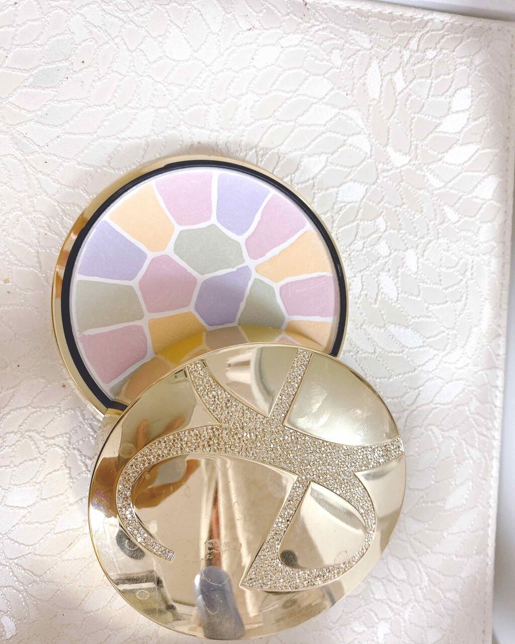 ラ プードル オートニュアンス/Elégance/プレストパウダーを使ったクチコミ（1枚目）