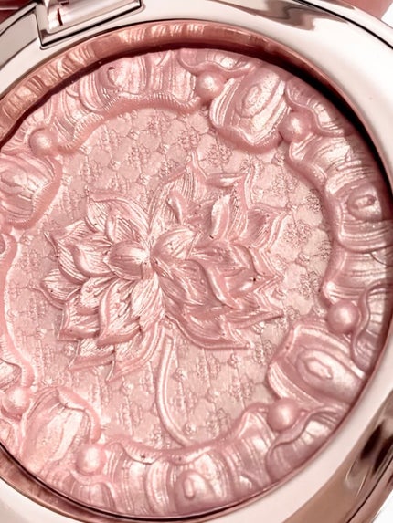 双蓮彫刻ハイライト/花西子/パウダーハイライトを使ったクチコミ(9枚目)