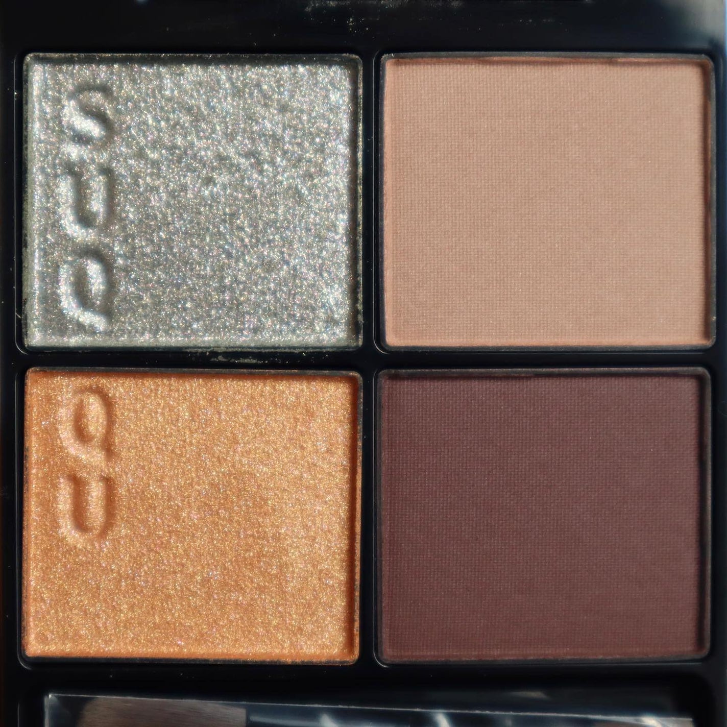 シグニチャー カラー アイズ/SUQQU/アイシャドウパレットを使ったクチコミ(3枚目)