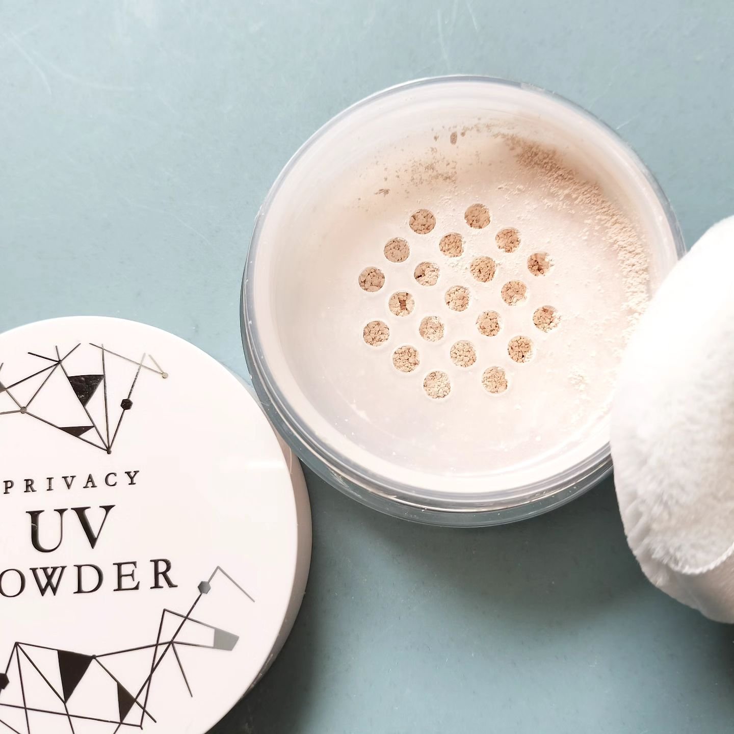 プライバシーUVパウダー50/プライバシー/ルースパウダーを使ったクチコミ（2枚目）