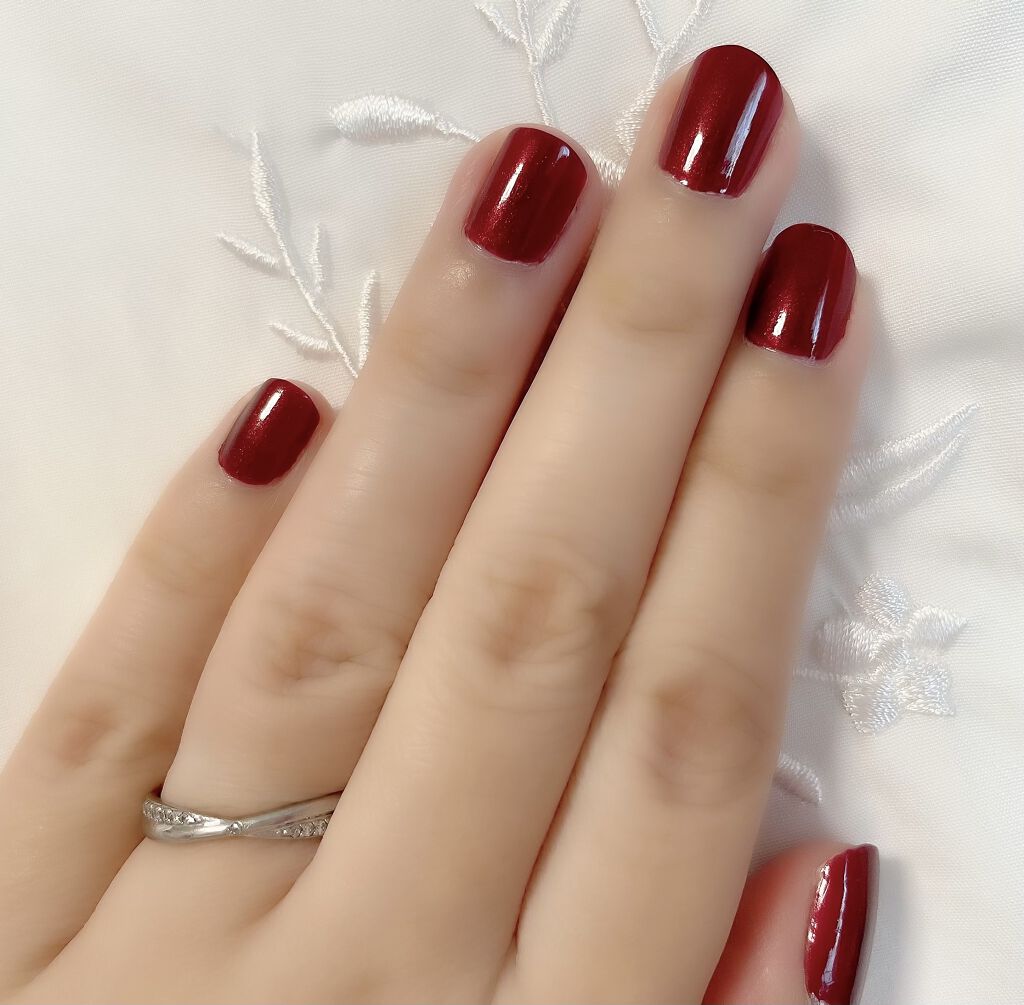 カラフルネイルズ N61 ルビーレッド/キャンメイク/マニキュアを使ったクチコミ（3枚目）
