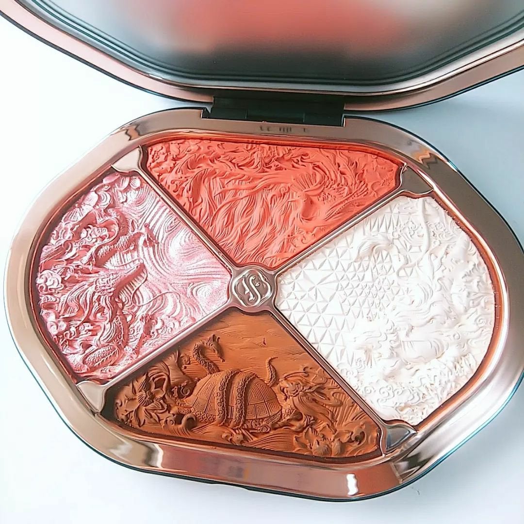 星宿彫刻 4色パレット/花西子/マルチパレットを使ったクチコミ(2枚目)