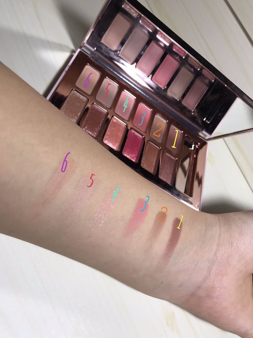 バレンタインボックス3ローズモーメント/VAVI MELLO/アイシャドウパレットを使ったクチコミ(2枚目)