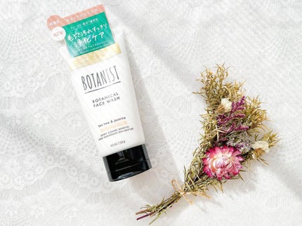 ボタニカルフェイスウォッシュ デューイーモイスチャー/BOTANIST/洗顔フォームを使ったクチコミ(1枚目)