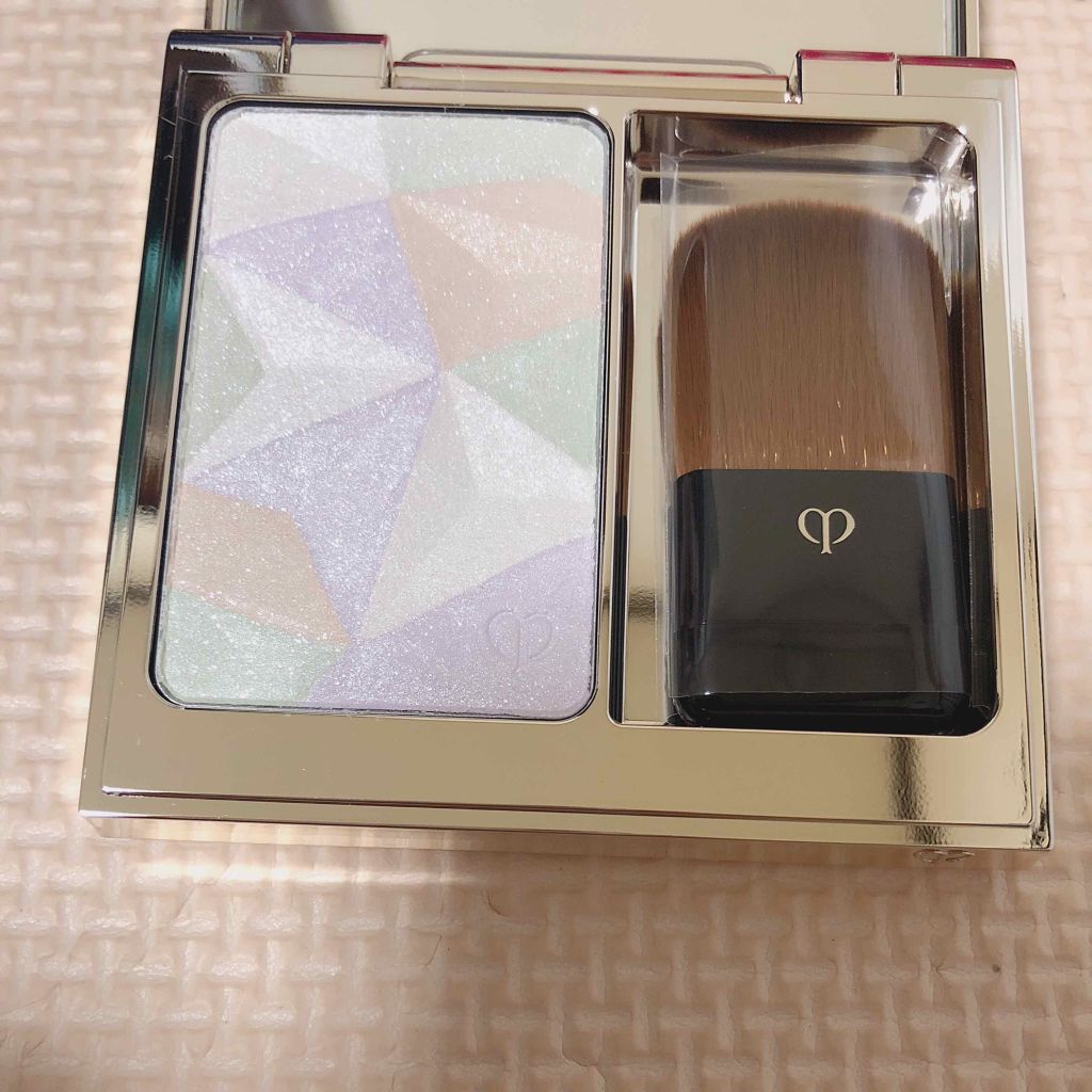 クレ・ド・ポー ボーテ レオスールデクラ/クレ・ド・ポー ボーテ/パウダーハイライトを使ったクチコミ（3枚目）