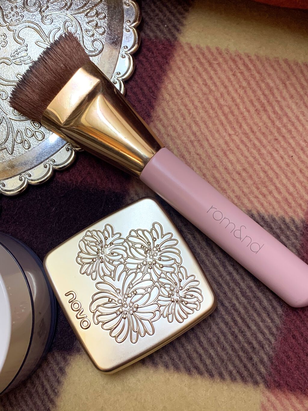 Stereoscopic High Gloss Powder/NOVO/パウダーハイライトを使ったクチコミ（2枚目）