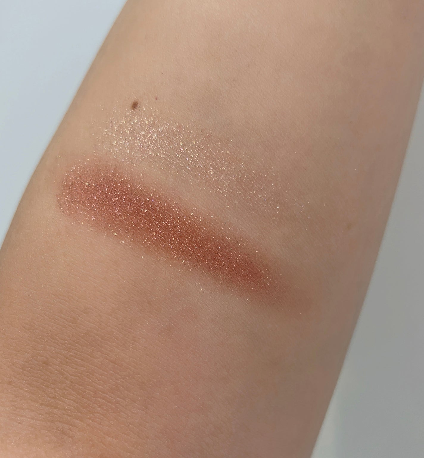 エレクトリックショックアイズ /KATE/アイシャドウパレットを使ったクチコミ(4枚目)