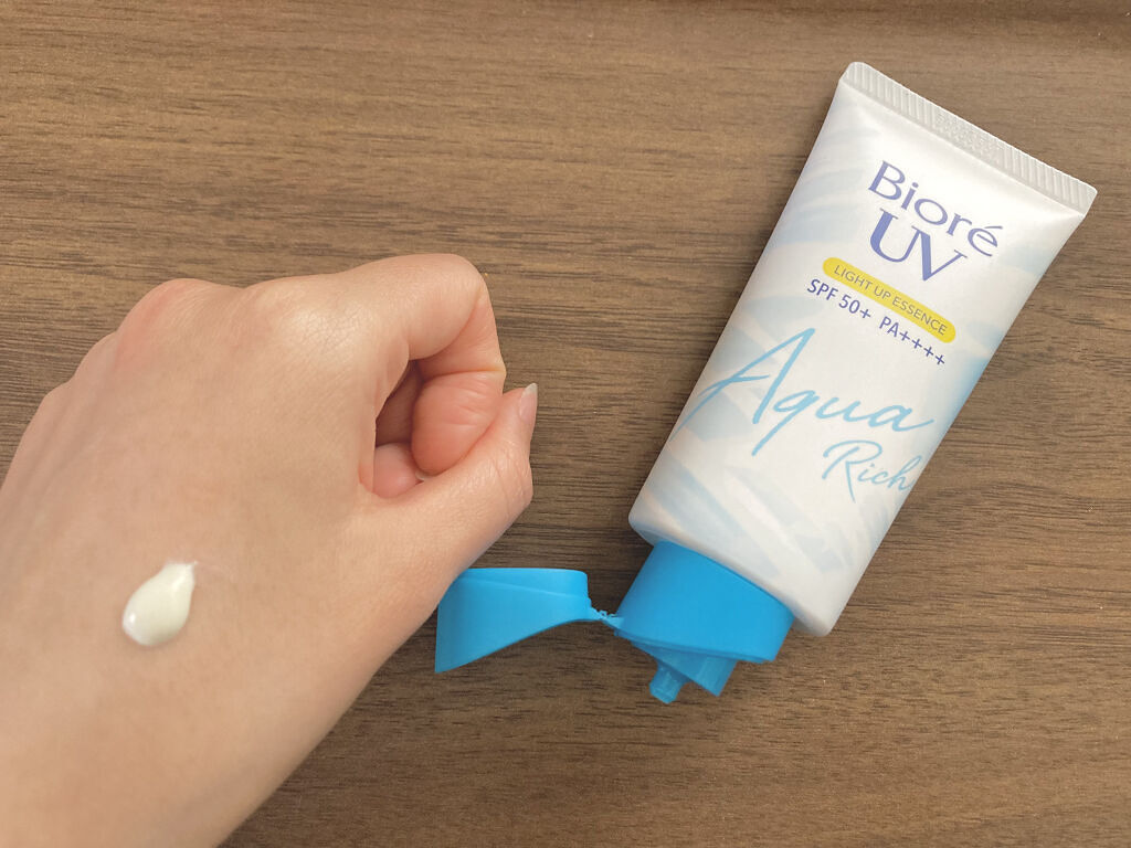 ビオレUV アクアリッチ ライトアップエッセンス/ビオレ/日焼け止めクリームを使ったクチコミ（1枚目）
