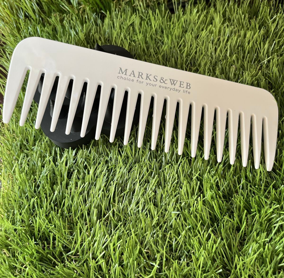 uka scalp brush kenzan/uka/スカルプブラシを使ったクチコミ(3枚目)