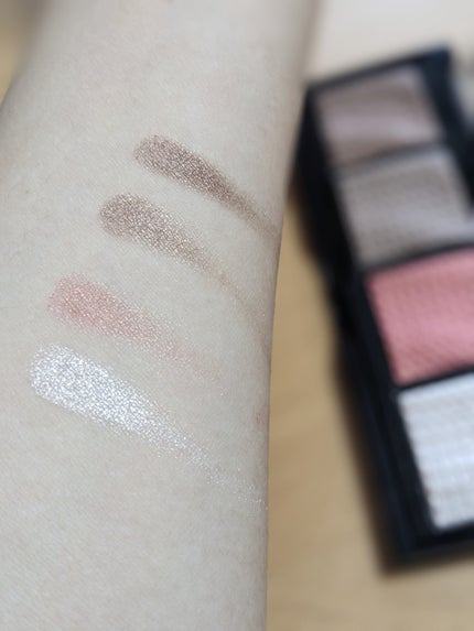 ソー フィアス! プリズマティック パレット 965 タントラム/REVLON/アイシャドウパレットの画像