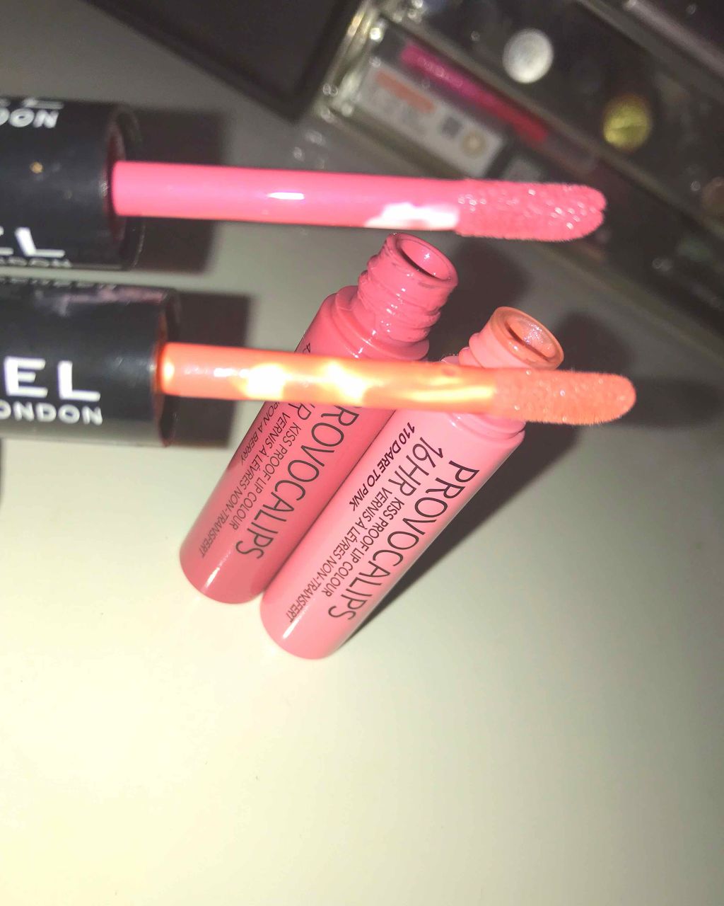 プロボカリプス リップカラー/リンメル ロンドン/リップグロスを使ったクチコミ（2枚目）