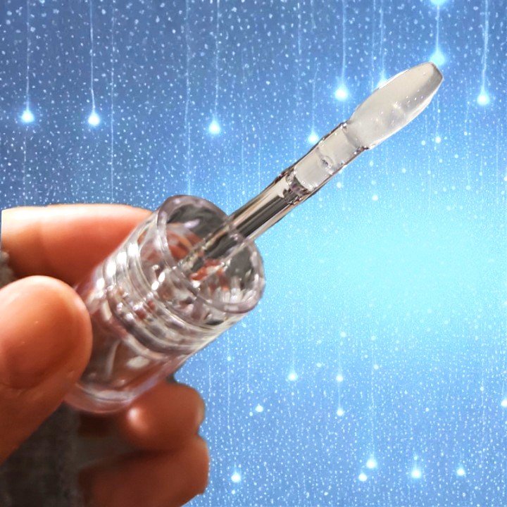 ガラスプランパー 02 みずあめブルー/CipiCipi/リッププランパーを使ったクチコミ（2枚目）