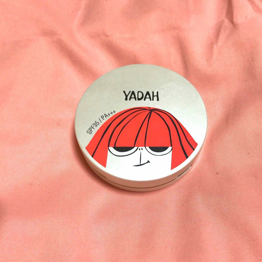 YADAH エア パウダーパクトのクチコミ「韓国コスメ
YADAH(ヤダー)SPF35/PA+++
エア パウダーパクト19
ライトベージ.....」（1枚目）