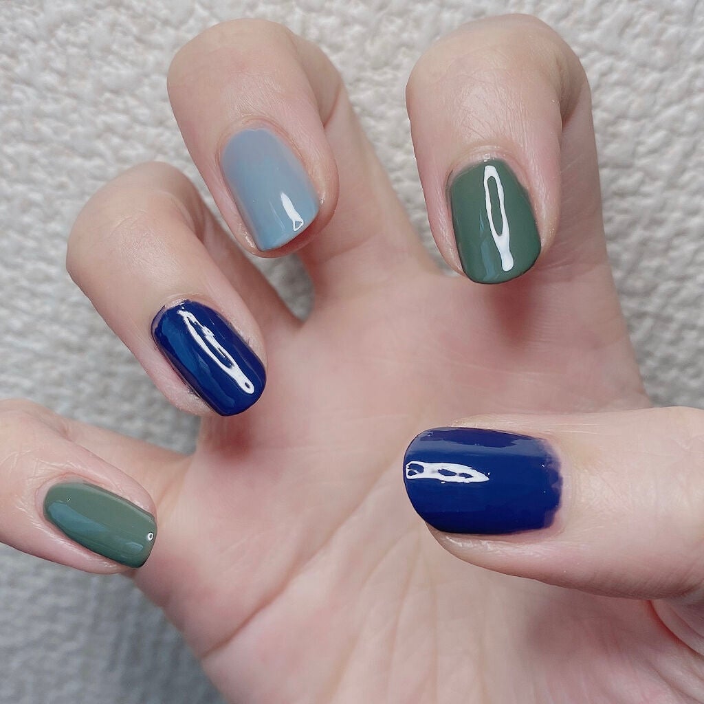 カラフルネイルズ/キャンメイク/マニキュアを使ったクチコミ(3枚目)