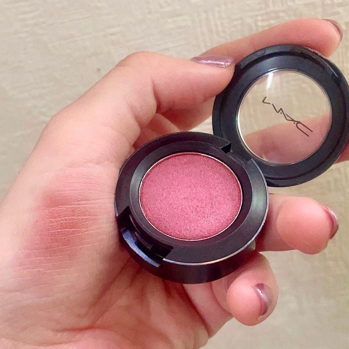 スモール アイシャドウ/M・A・C/単色アイシャドウを使ったクチコミ(3枚目)