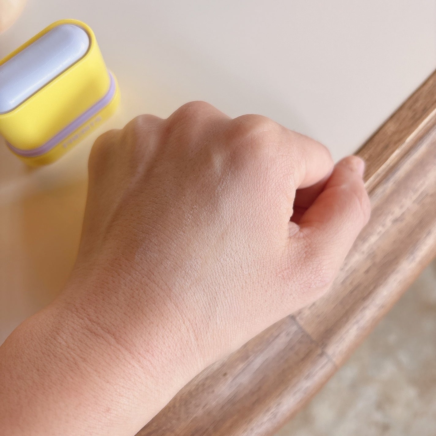 Air Fit Sun Finishing Stick 01 Pure Violet/frebits/日焼け止めスティックを使ったクチコミ(4枚目)