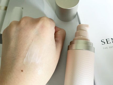 センサイ トータルリップトリートメント/SENSAI/リップ美容液を使ったクチコミ(4枚目)