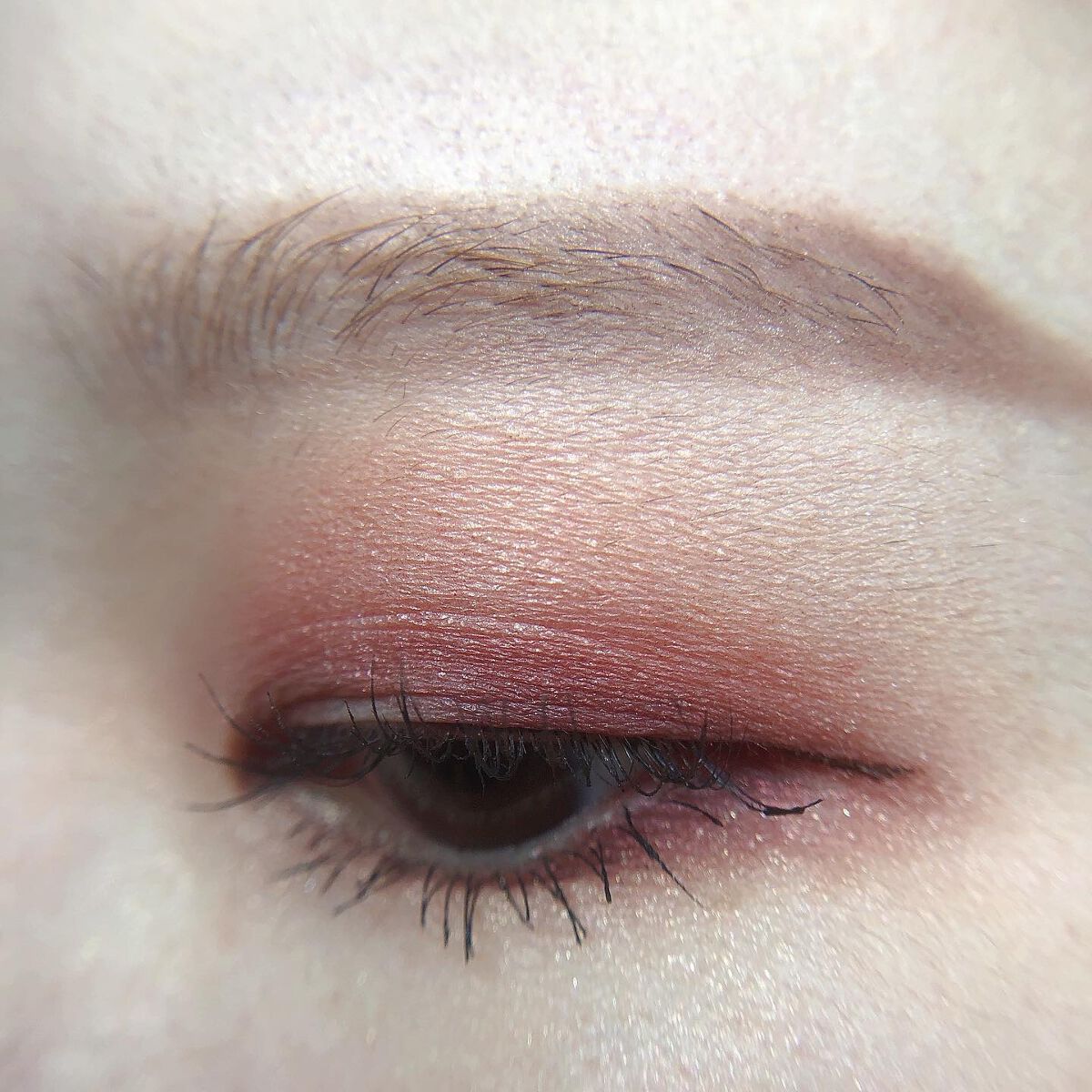 あゆみ on LIPS 「・\#todaysmake/・アイシャドウ☑#colorpop..」(4枚目)