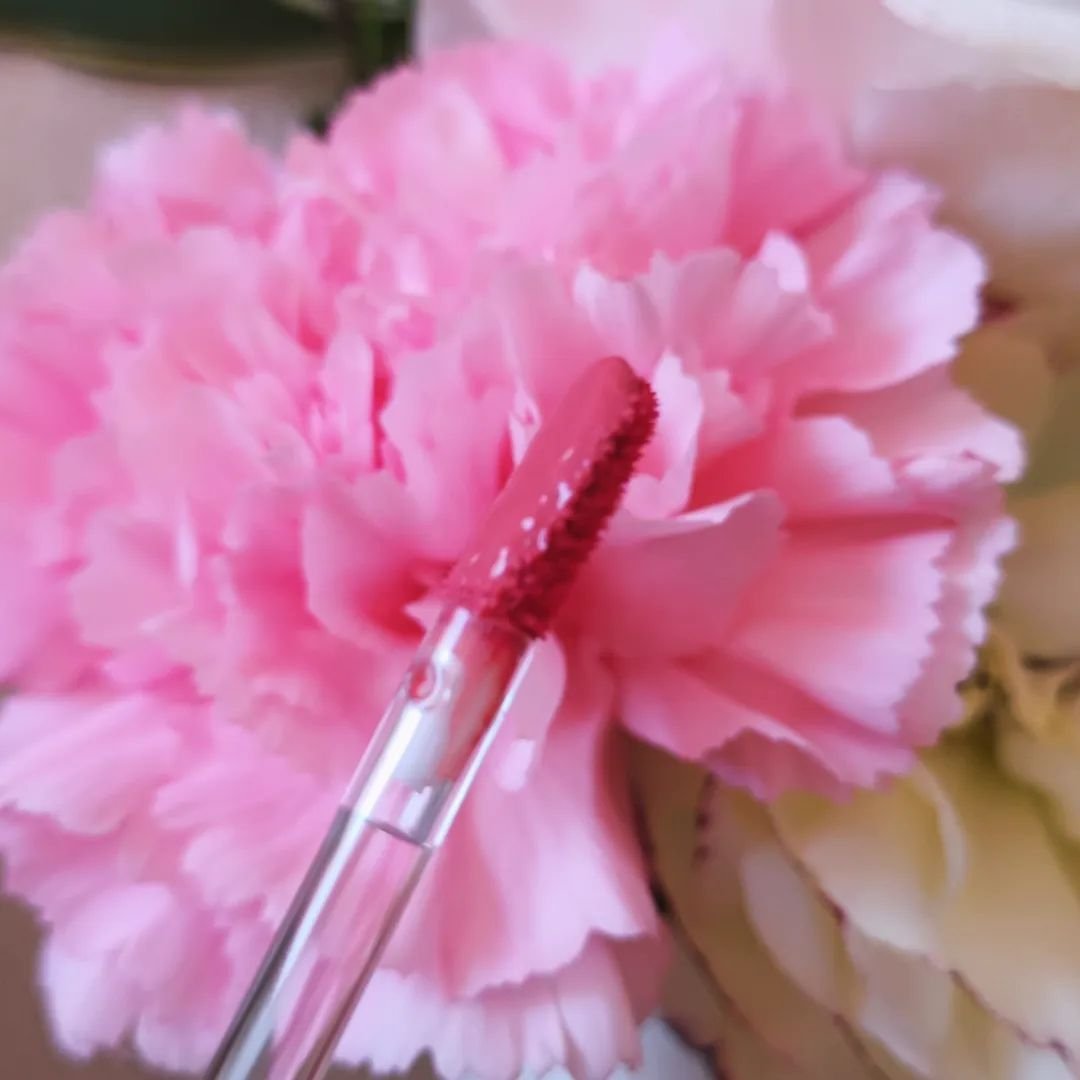 アップトゥーミー　ハグマイリップ　カラーロックプランパー/up2me/リッププランパーを使ったクチコミ（3枚目）