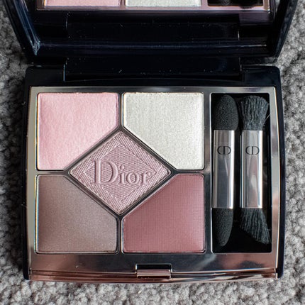 プレスド アイシャドー(レフィル)/shu uemura/単色アイシャドウを使ったクチコミ(9枚目)