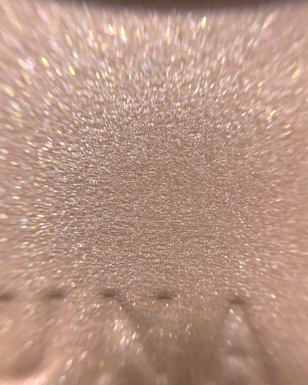 LUNASOL カラーリングシアーチークスのクチコミ「LUNASOL カラーリングチークス03

多色ラメがキラキラと美しいブラウンチークになってい.....」（3枚目）