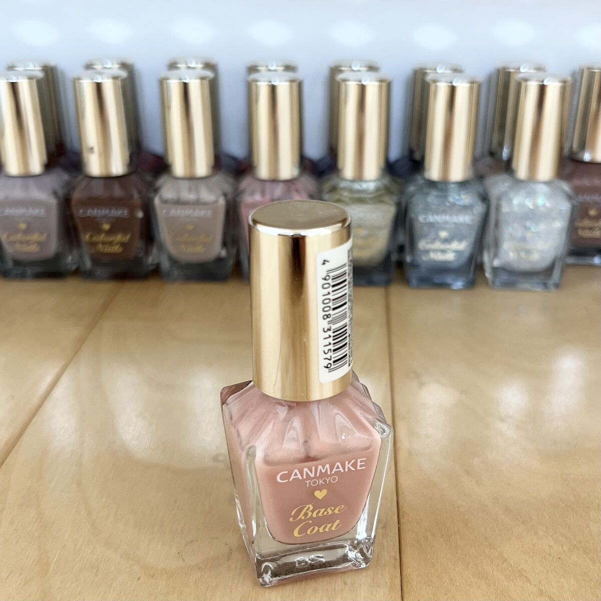 カラフルネイルズ NBC ベースコート/キャンメイク/マニキュアを使ったクチコミ（3枚目）