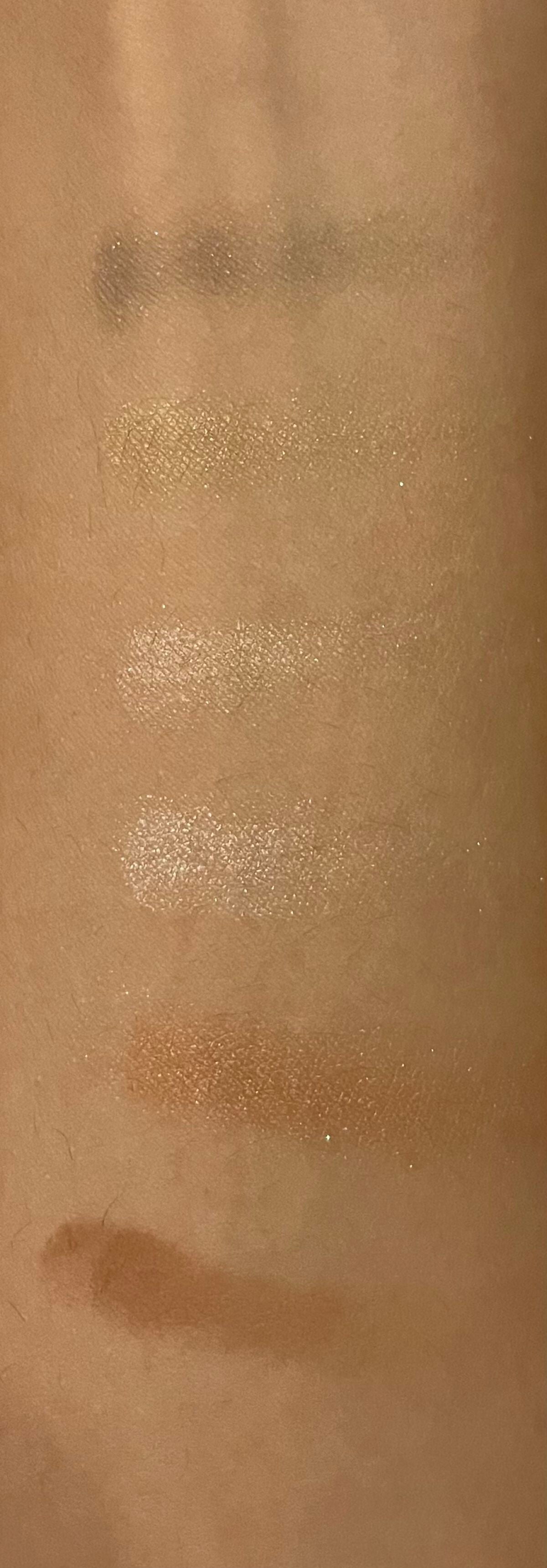 はむ on LIPS 「ポムポムプリンのアイシャドウ🍮全体的にとても使いやすい右上はコ..」(3枚目)