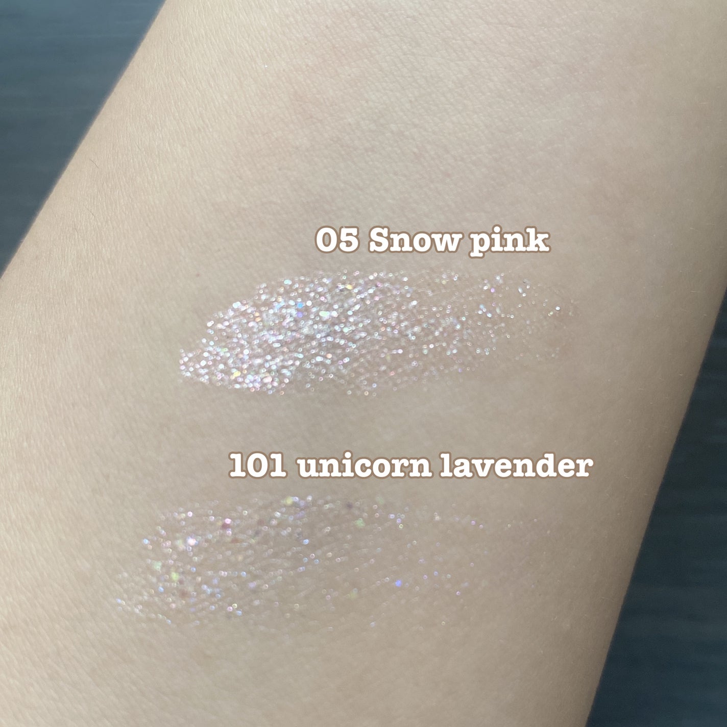 シピシピ グリッター イルミネーションライナー S/CipiCipi/リキッドアイライナーを使ったクチコミ(3枚目)